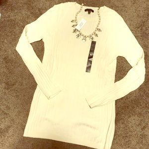 Banana Republic Cream Crew Neck Sweater
